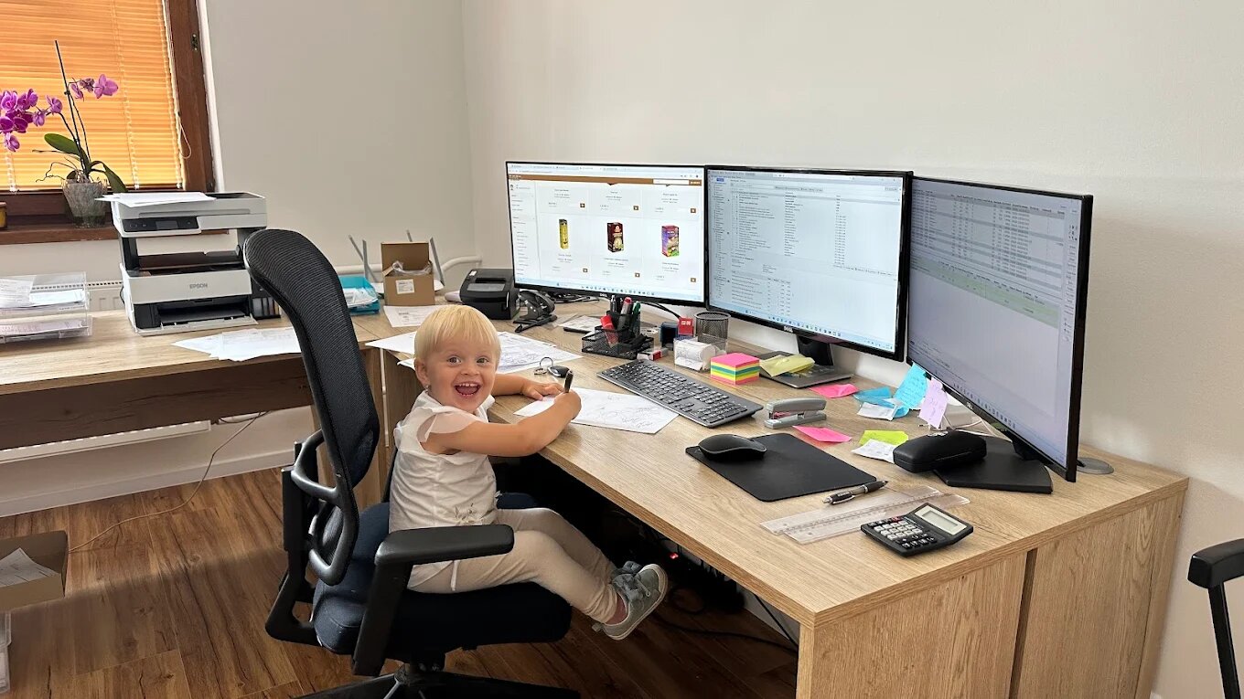 B2B Kontakt a logistika